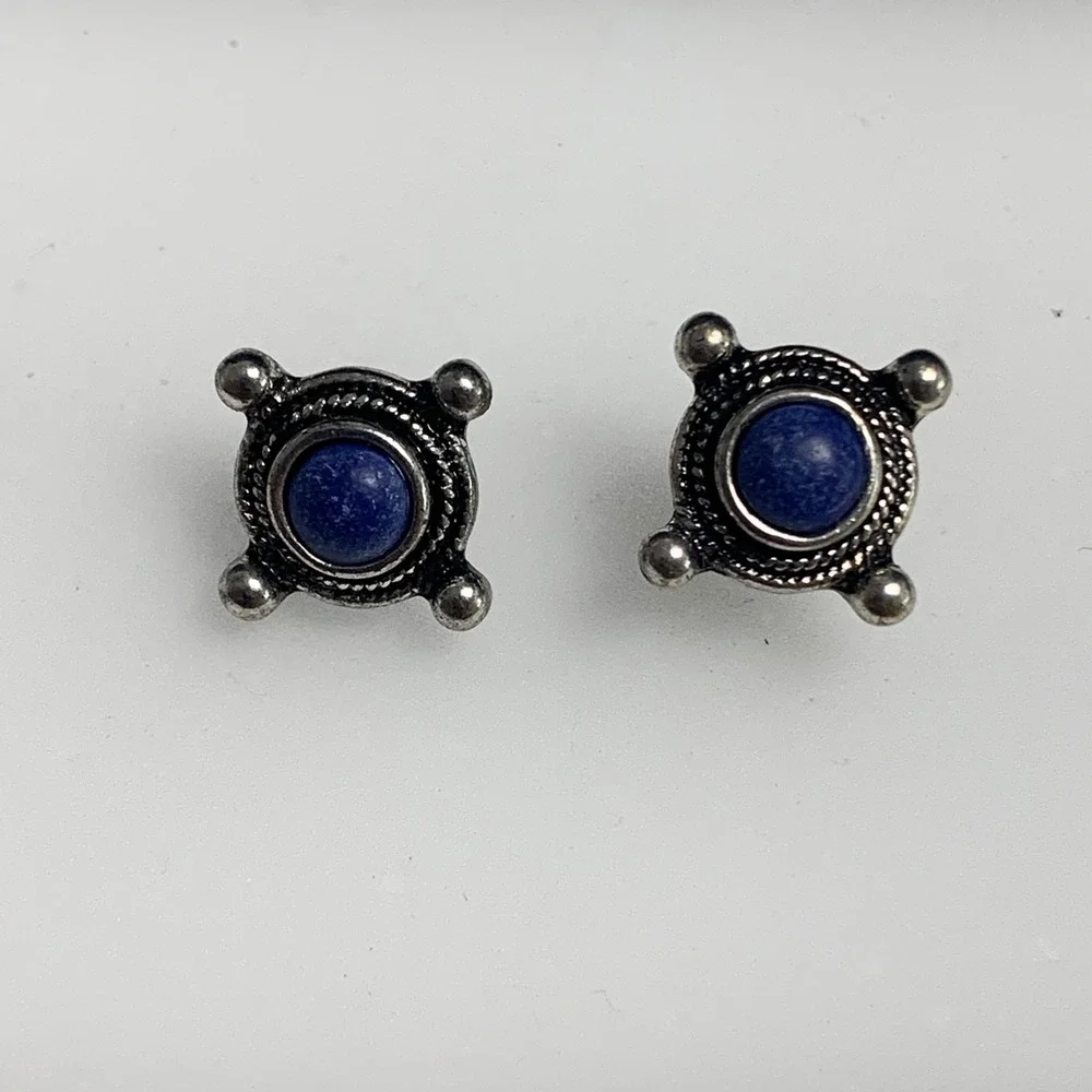 Vintage Silver Tone Blue Lapis Lazuli Stud Earrings Southwestern Boho Round 3802